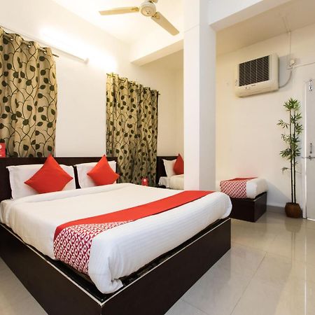 Oyo 14856 Resort Raghav Palace Indore Luaran gambar